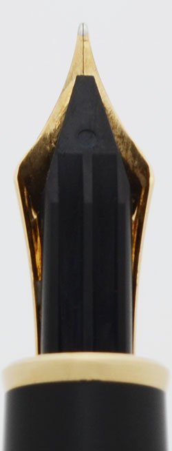 Montblanc Meisterstuck 144R Classique Fountain Pen - Bordeaux, GP